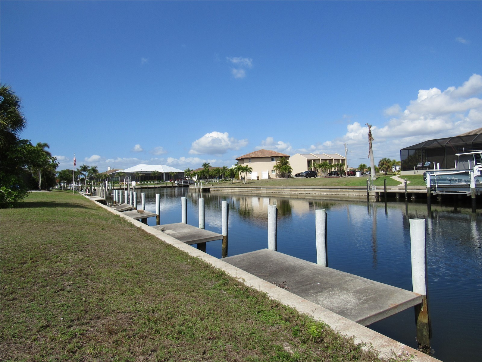 2818 & 2824 Magdalina Drive Punta Gorda FL 33950 - LOBSTER STRAIT C7523005 image3