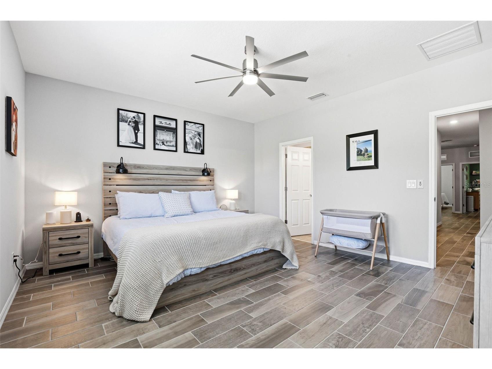 2818 Grand Kemerton Place Tampa FL 33618 TB8491187 image17