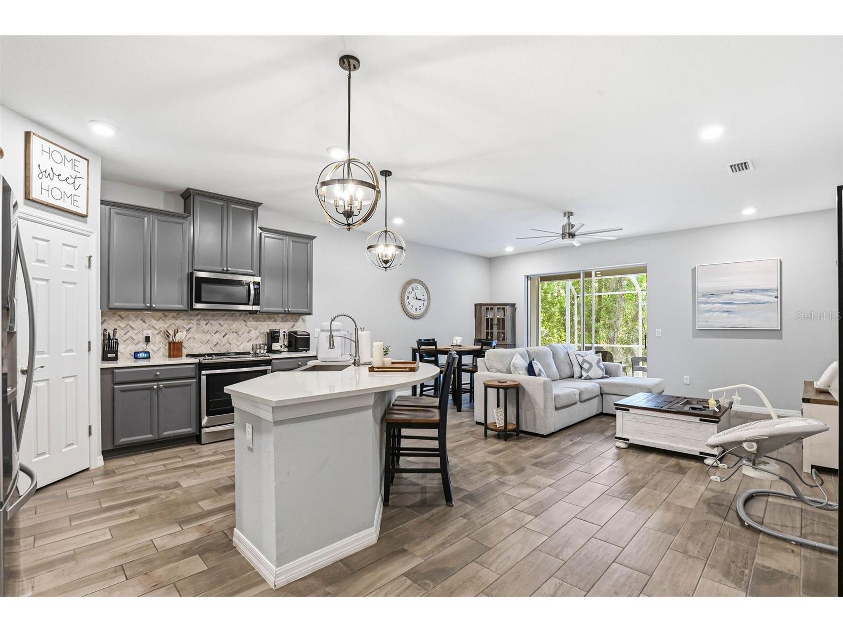 2818 Grand Kemerton Place Tampa FL 33618 TB8491187 image6