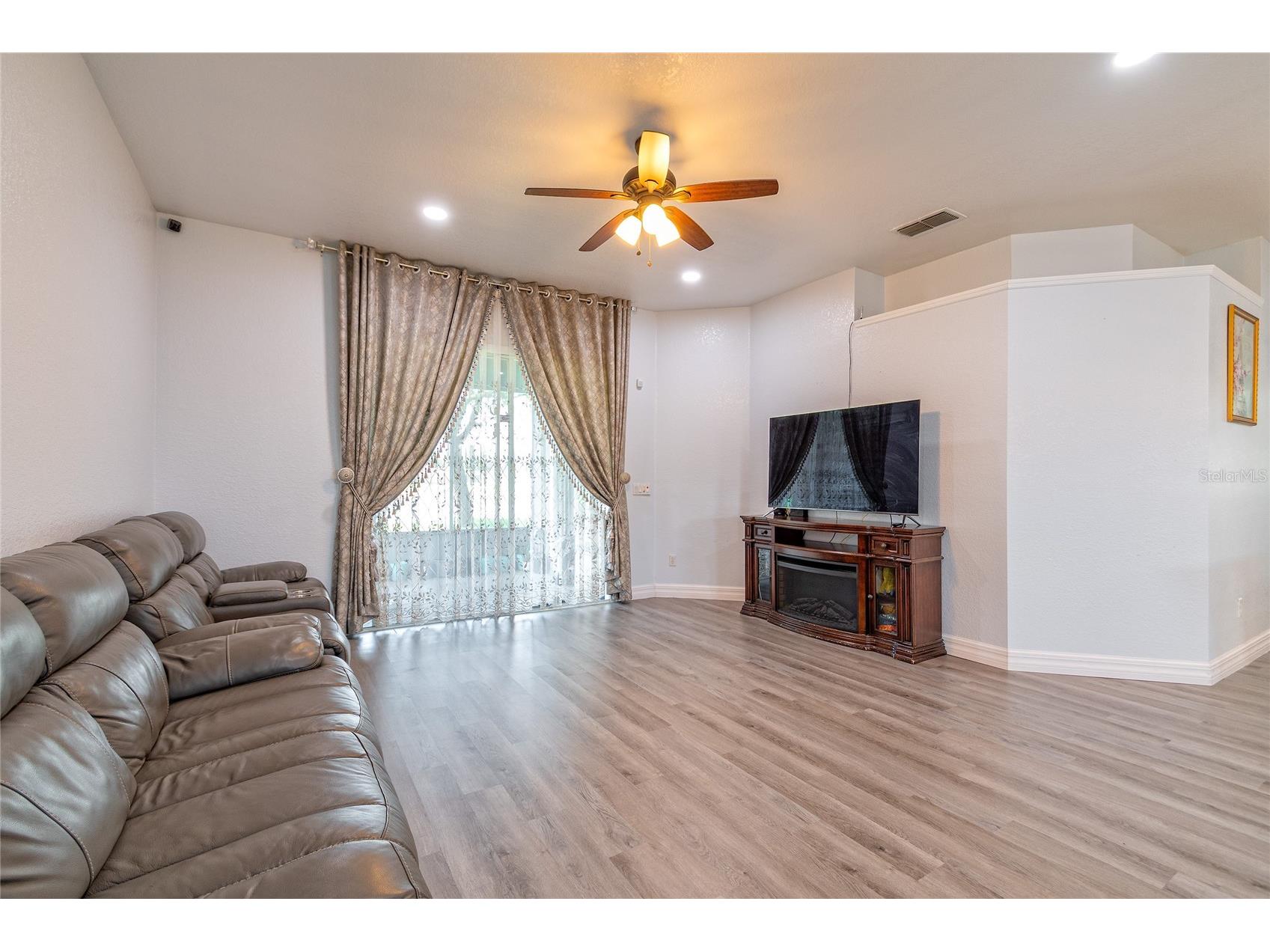 2818 Oconnell Drive Kissimmee FL 34741 O6421296 image19