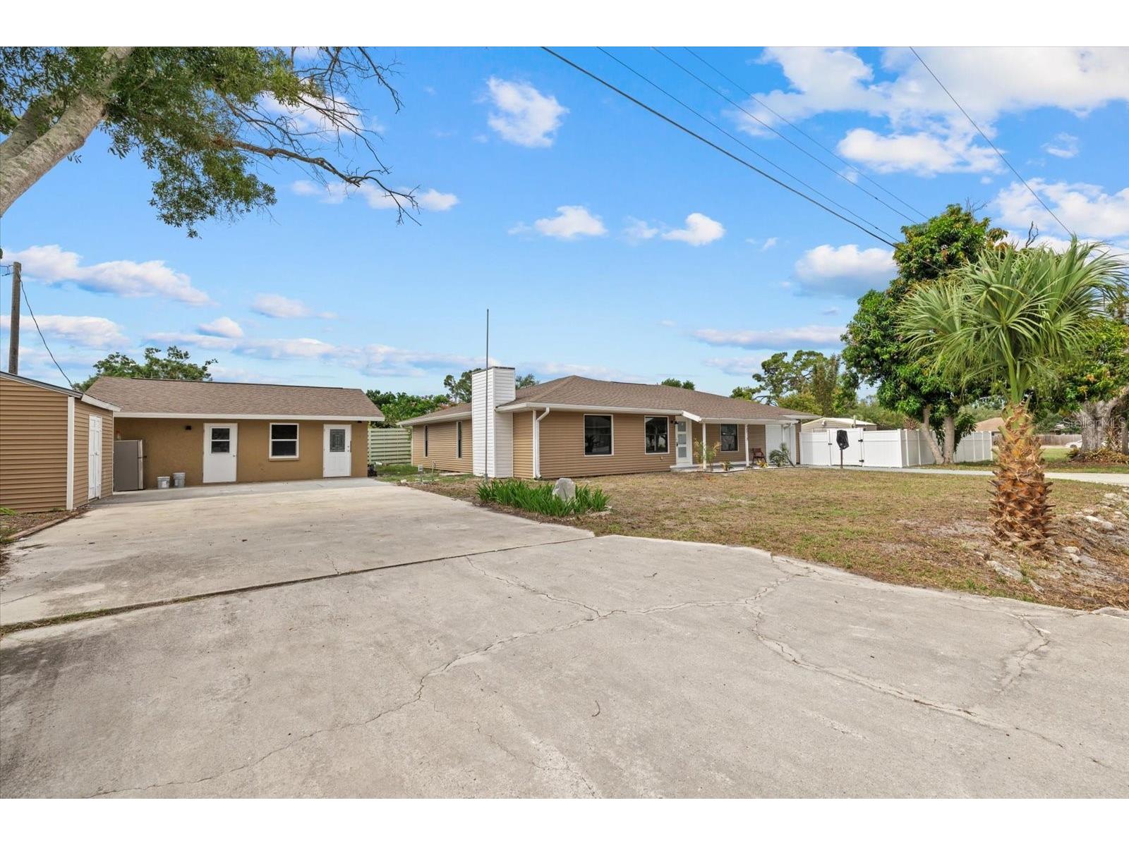 2818 Olympic Street Sarasota FL 34231 A4696918 image1