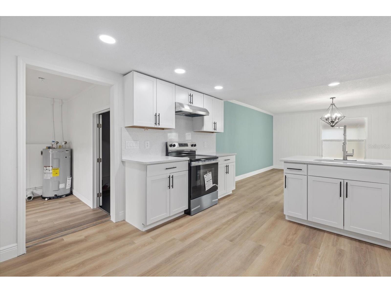 2818 Olympic Street Sarasota FL 34231 A4696918 image14