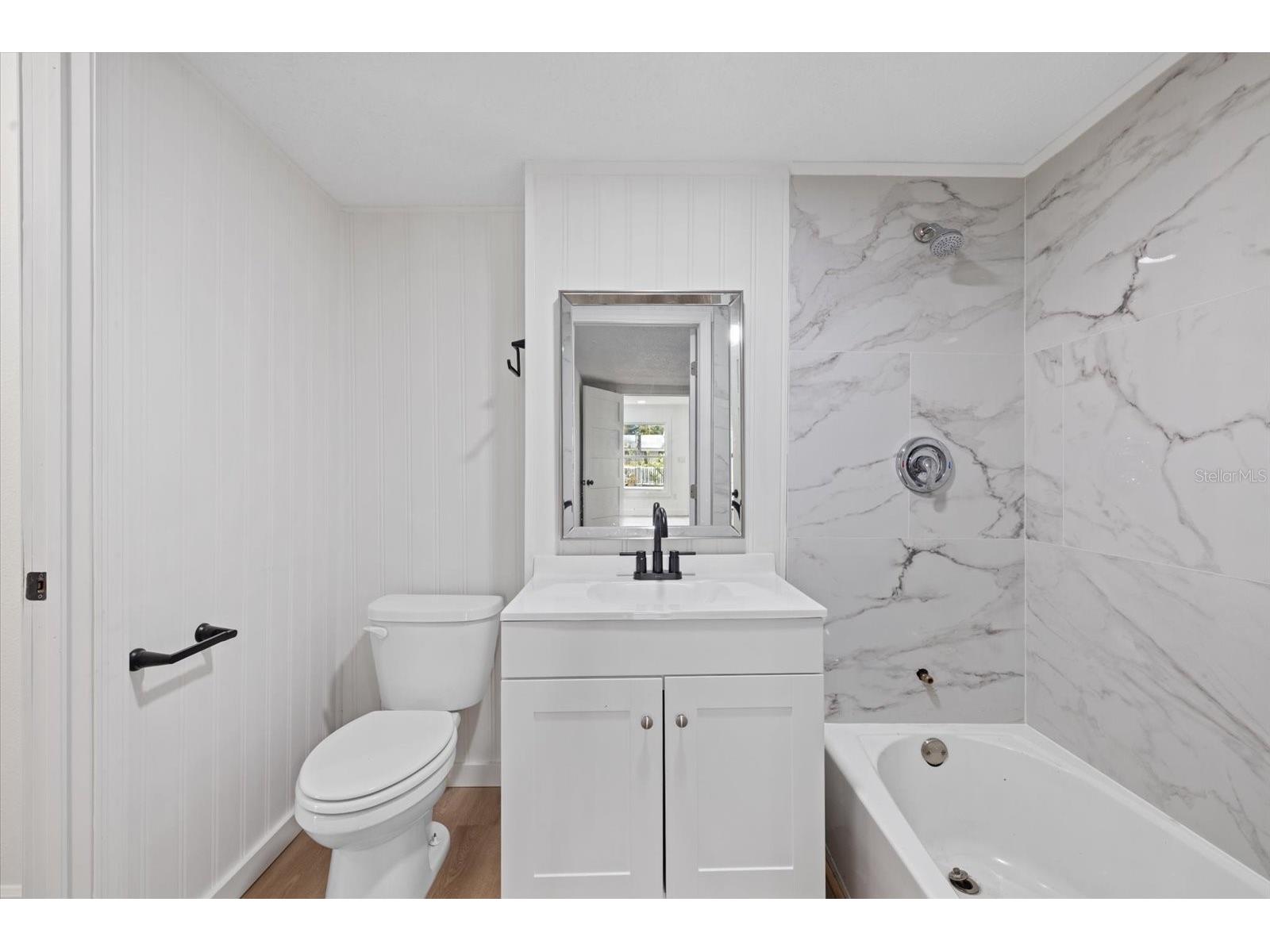 2818 Olympic Street Sarasota FL 34231 A4696918 image17