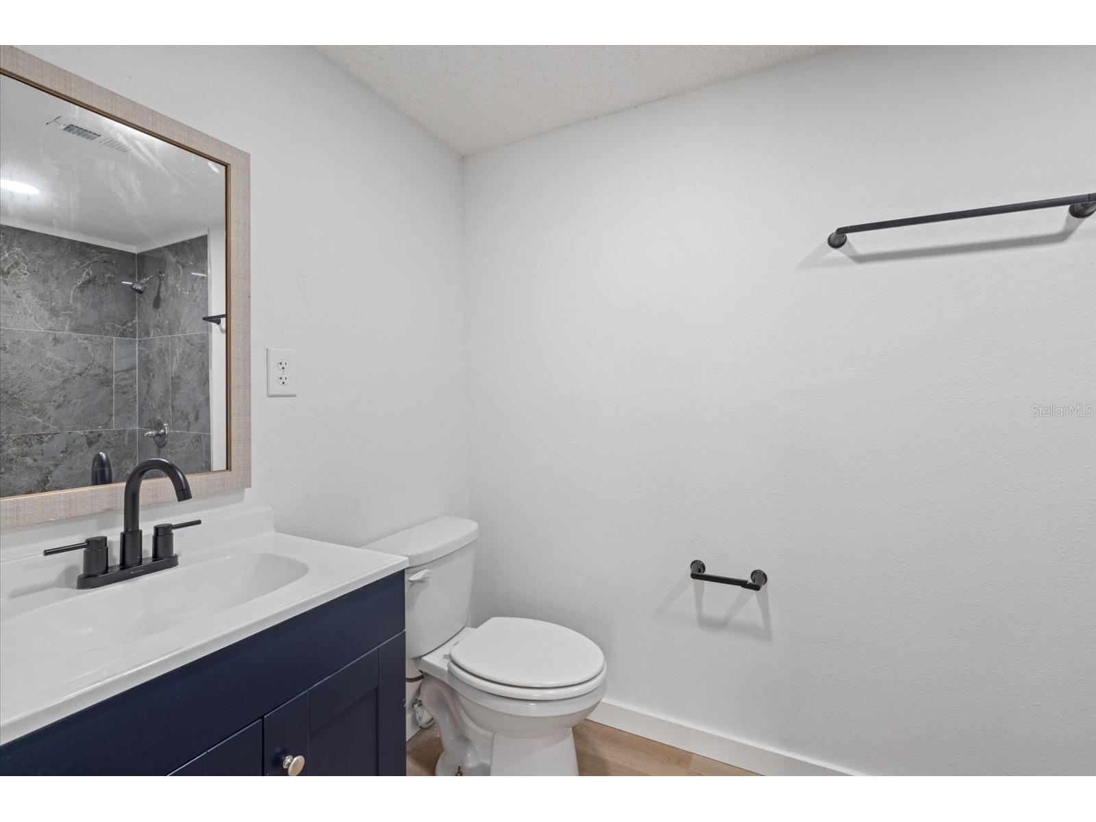 2818 Olympic Street Sarasota FL 34231 A4696918 image24