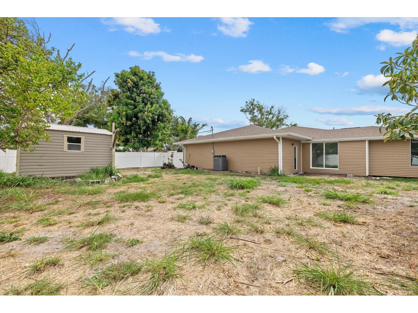 2818 Olympic Street Sarasota FL 34231 A4696918 image40