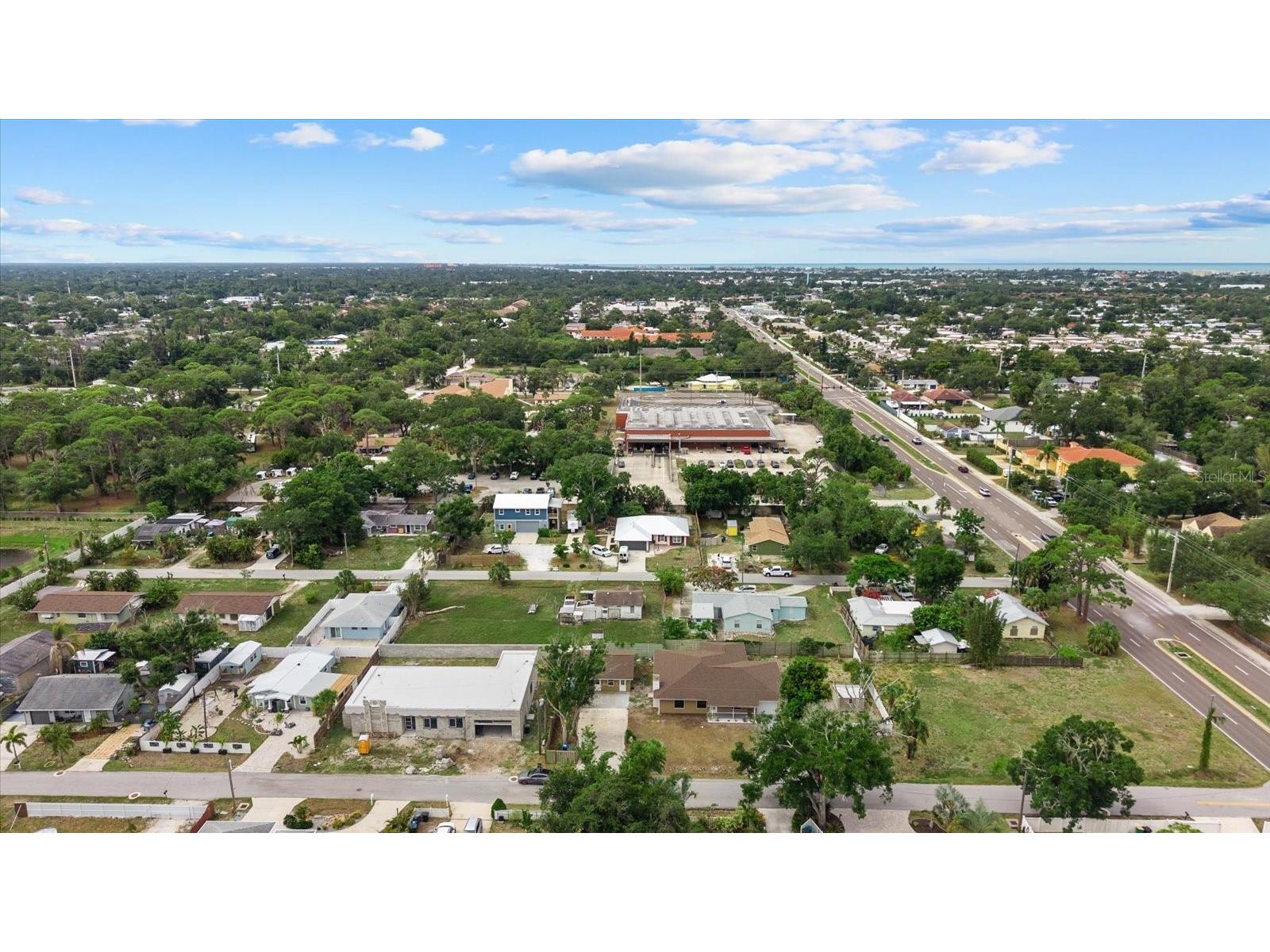 2818 Olympic Street Sarasota FL 34231 A4696918 image43