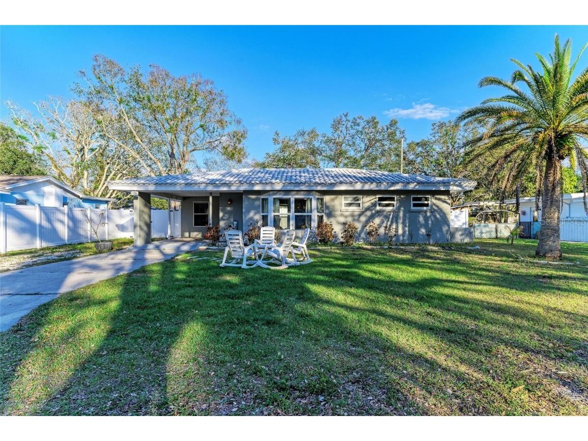 2818 Parandor Place Sarasota FL 34235 A4640206 image1
