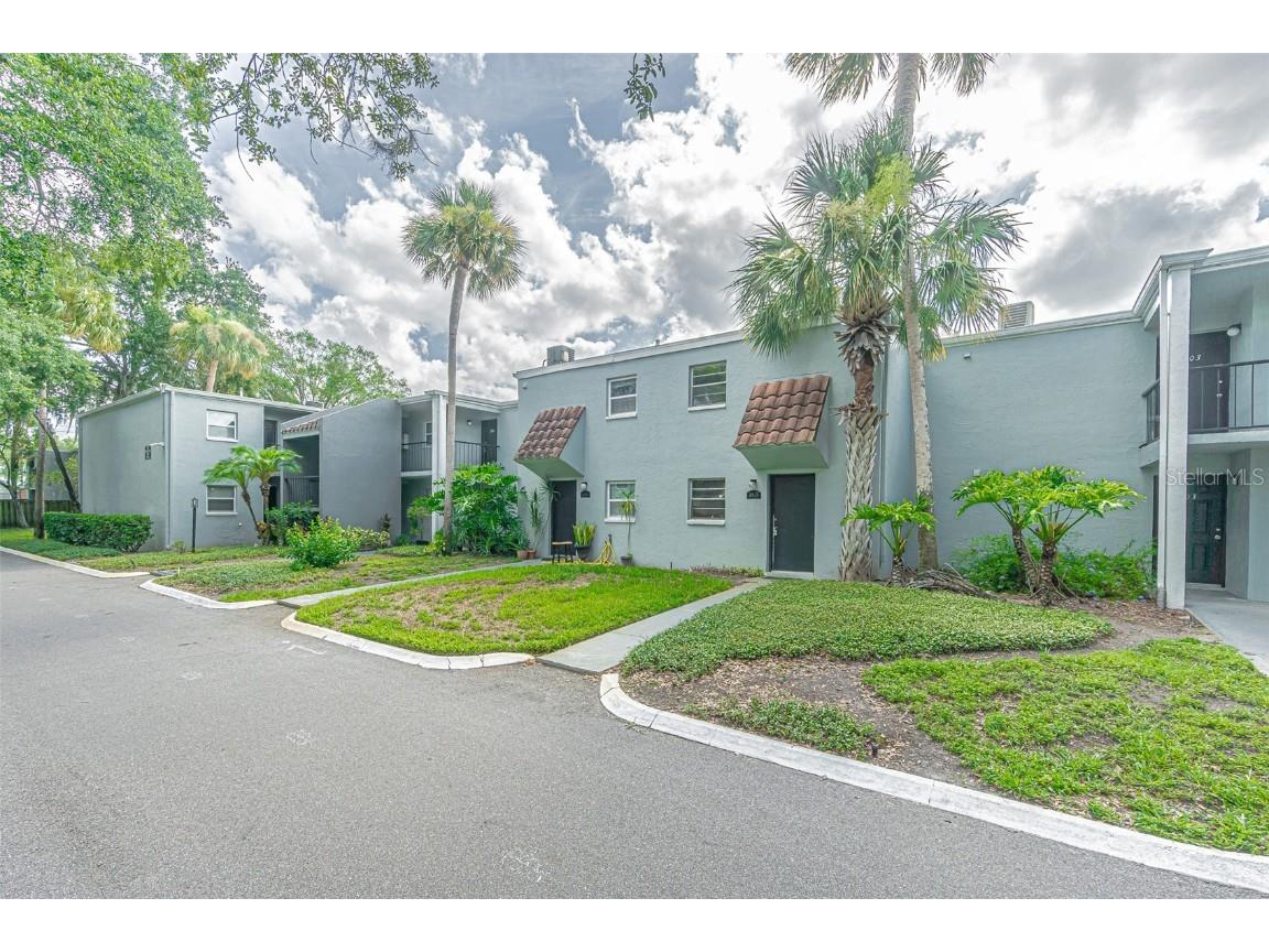 2818 Somerset Park Drive #1 Tampa FL 33613 O6215954 image1