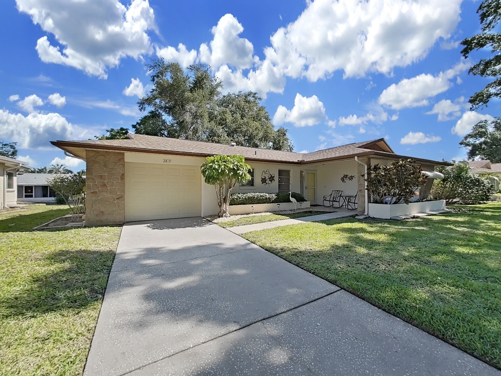 2819 Thistle Court S Palm Harbor FL 34684 TB8515135 image1