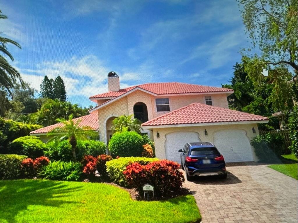 282 Bayview Drive NE Saint Petersburg FL 33704 TB8323019 image1