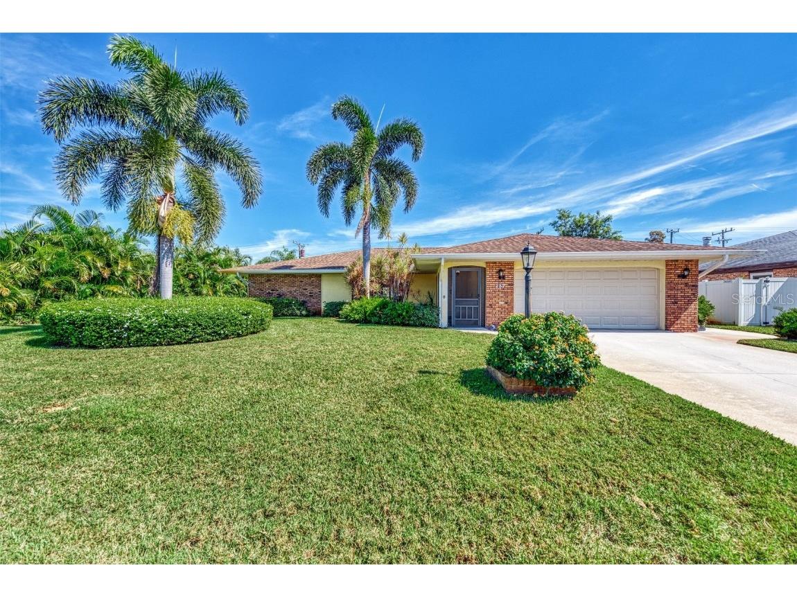 282 Dorchester Drive Venice FL 34293 N6129186 image1