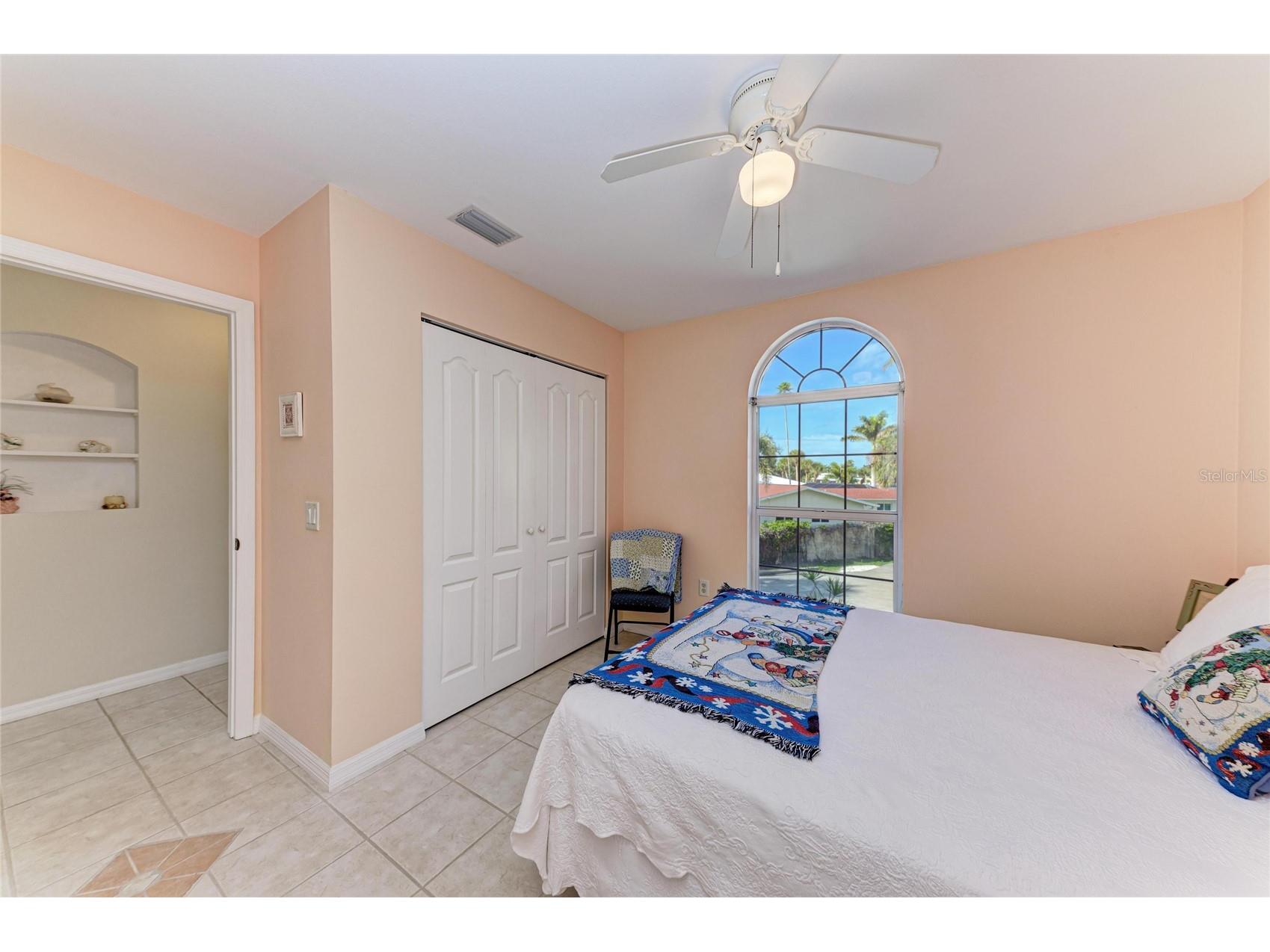 282 Santa Maria Street Venice FL 34285 - ROBERTS BAY A4677246 image18