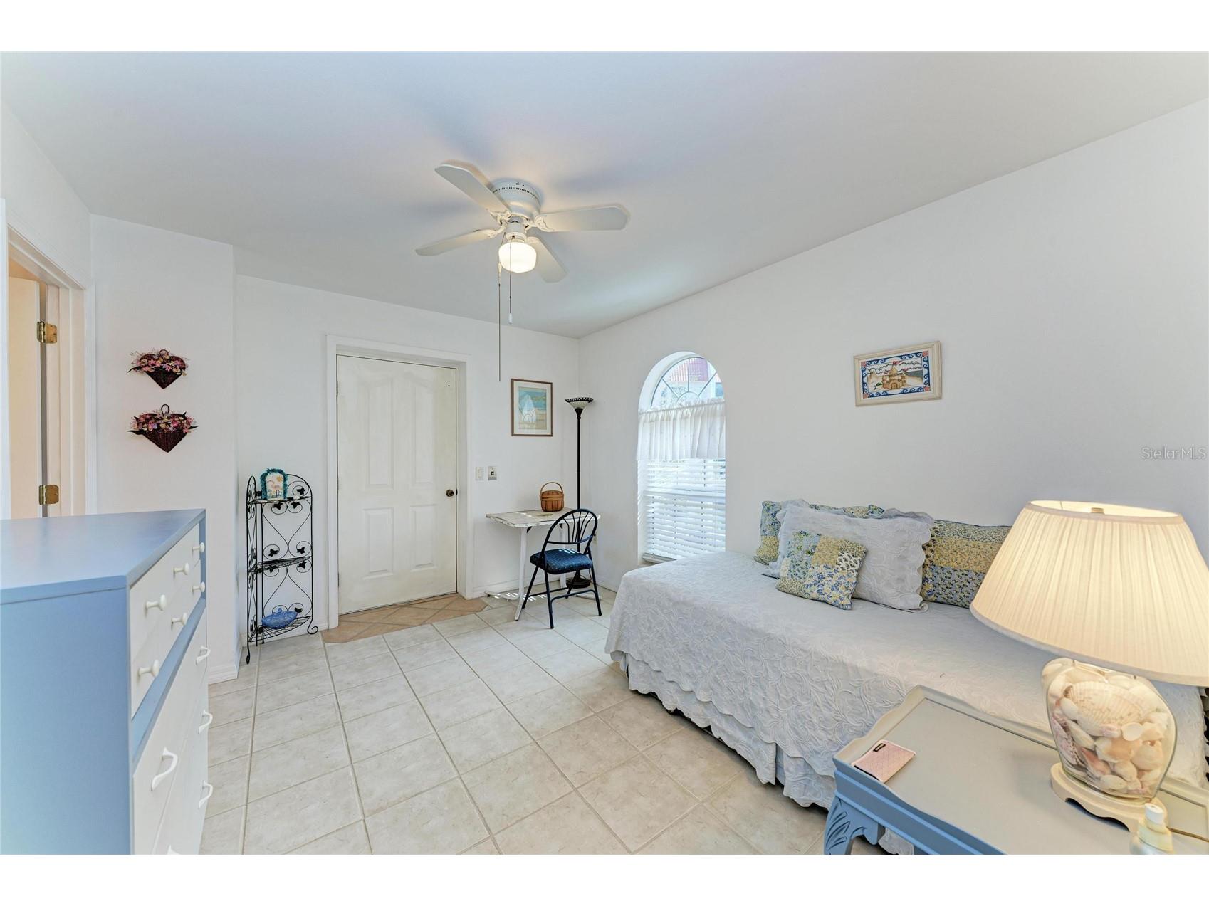 282 Santa Maria Street Venice FL 34285 - ROBERTS BAY A4677246 image20