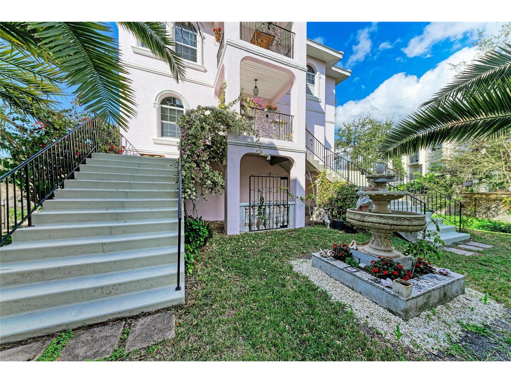 282 Santa Maria Street Venice FL 34285 - ROBERTS BAY A4677246 image4