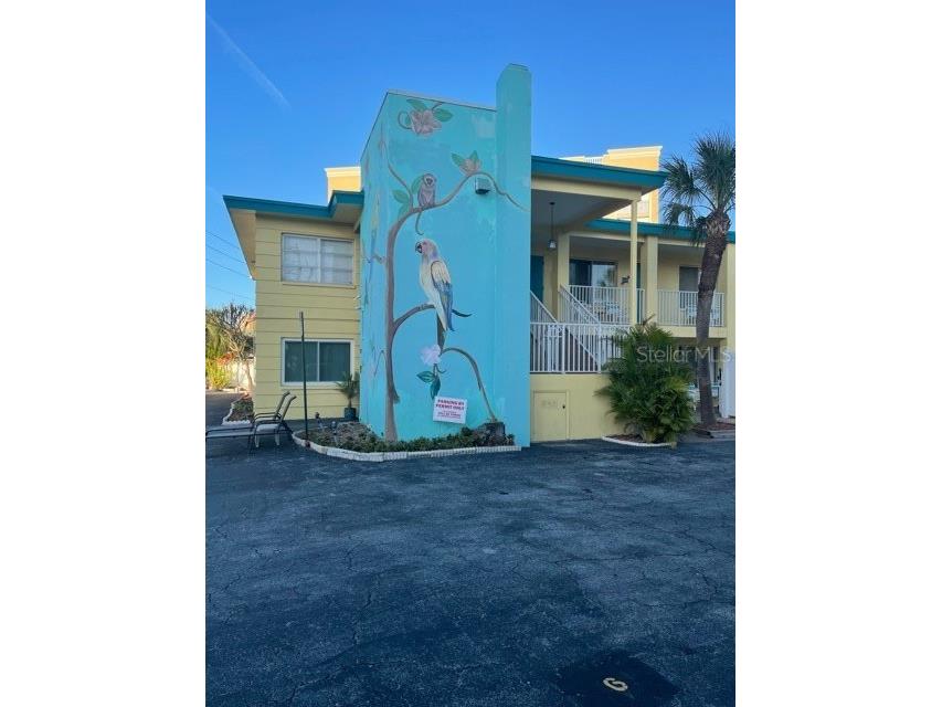 282 Treasure Island Causeway #18 Treasure Island FL 33706 U8148232 image1