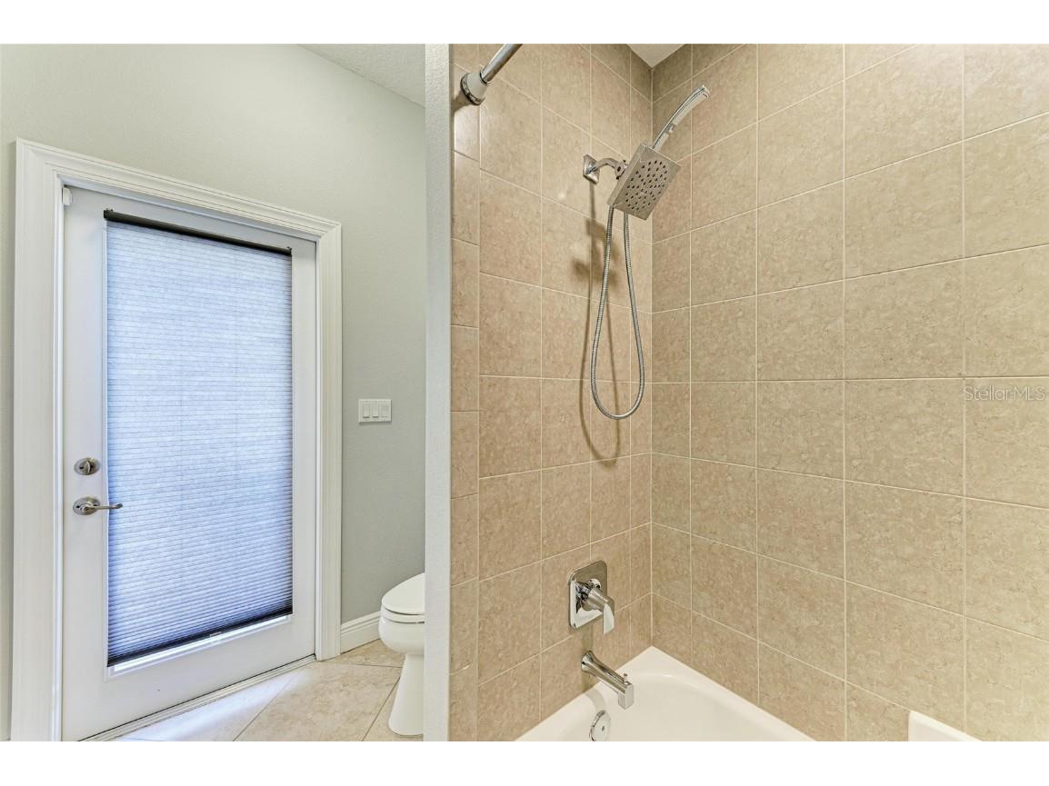 2820 Alliance Avenue Sarasota FL 34231 A4662990 image38