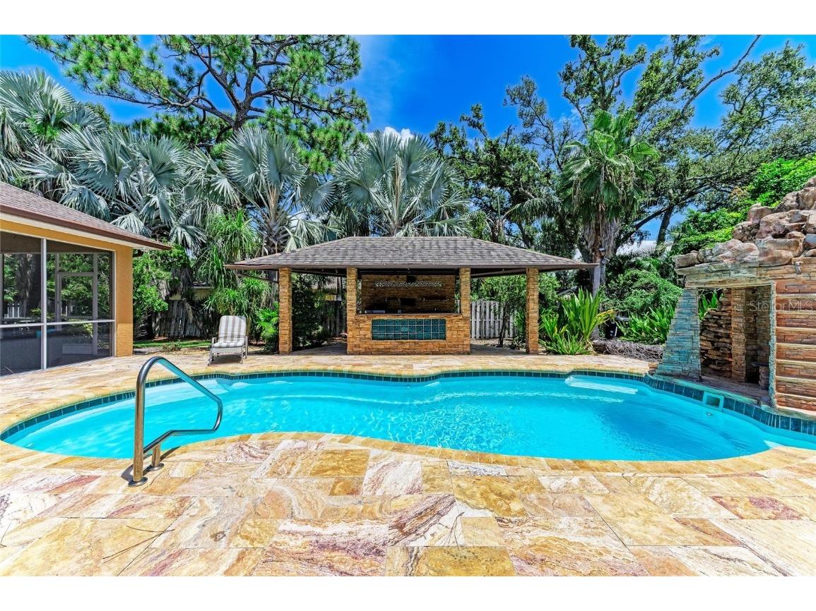 2820 Alliance Avenue Sarasota FL 34231 A4662990 image49