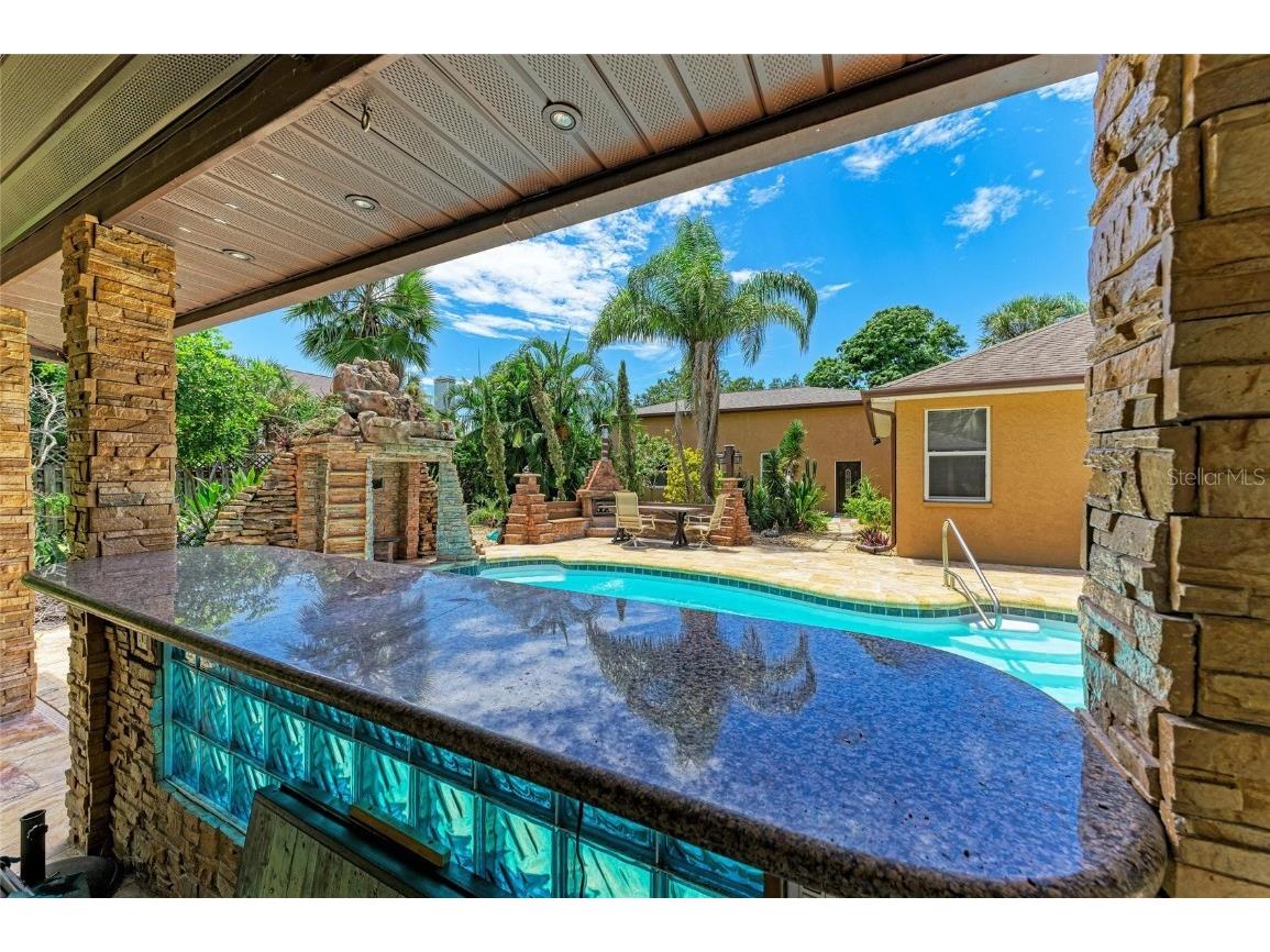 2820 Alliance Avenue Sarasota FL 34231 A4662990 image54