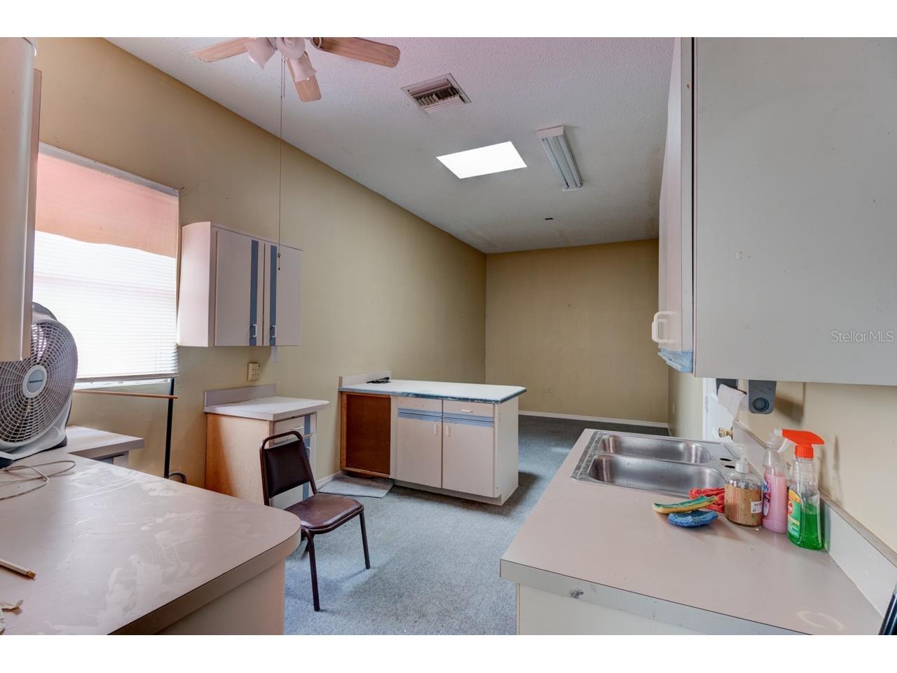 2820 Howland Boulevard Deltona FL 32725 V4935462 image34