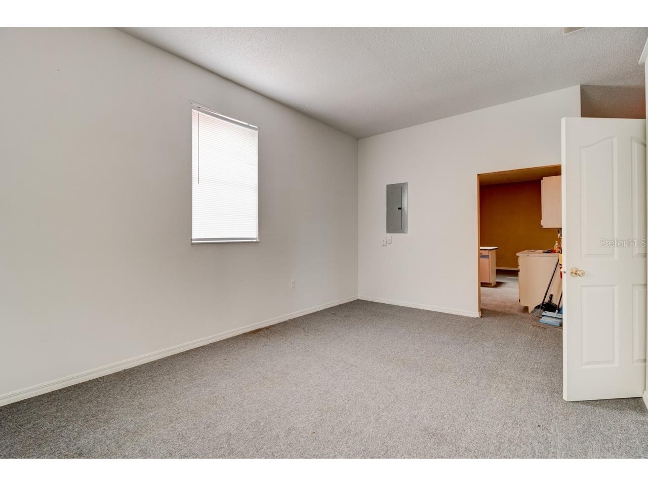 2820 Howland Boulevard Deltona FL 32725 V4935462 image35