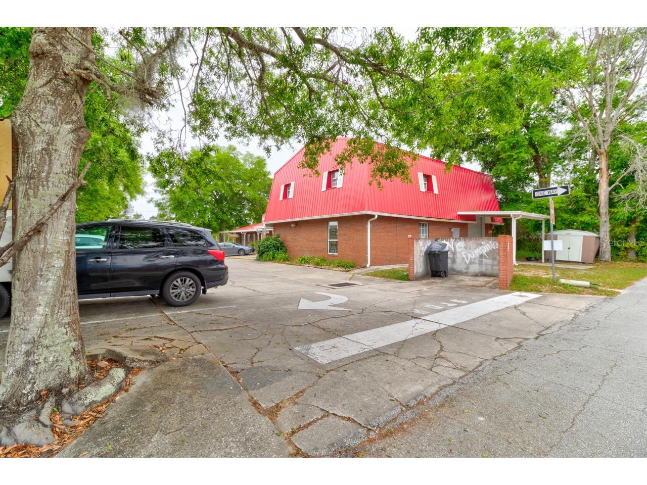 2820 Howland Boulevard Deltona FL 32725 V4935462 image8