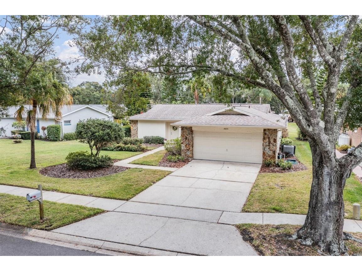 2820 Lomond Drive Palm Harbor FL 34684 - LAKE TARPON TB8445674 image1
