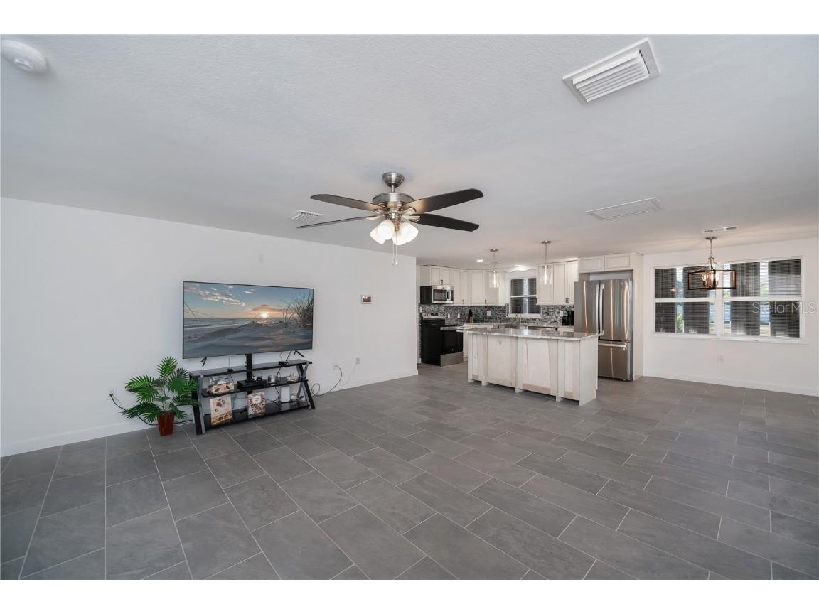 2820 Marlin Place Punta Gorda FL 33950 - BISCAYNE CANAL C7517645 image16