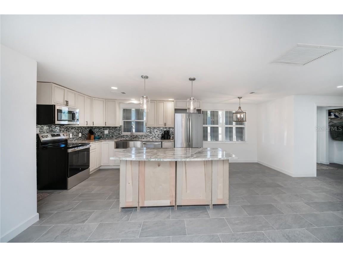 2820 Marlin Place Punta Gorda FL 33950 - BISCAYNE CANAL C7517645 image21