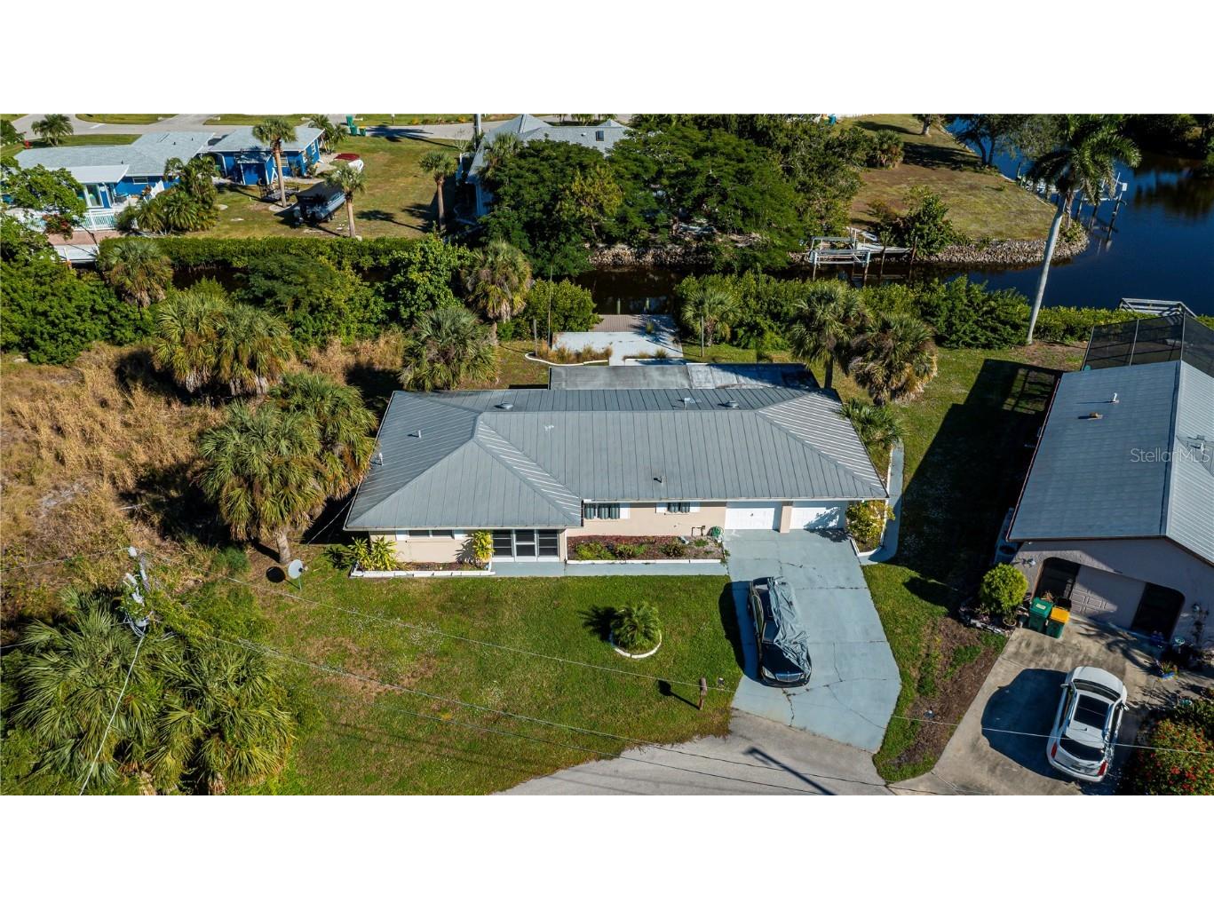 2820 Marlin Place Punta Gorda FL 33950 - BISCAYNE CANAL C7517645 image5