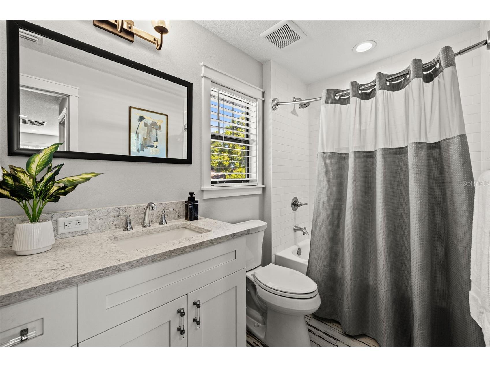2820 N Central Court Tampa FL 33602 TB8490988 image40