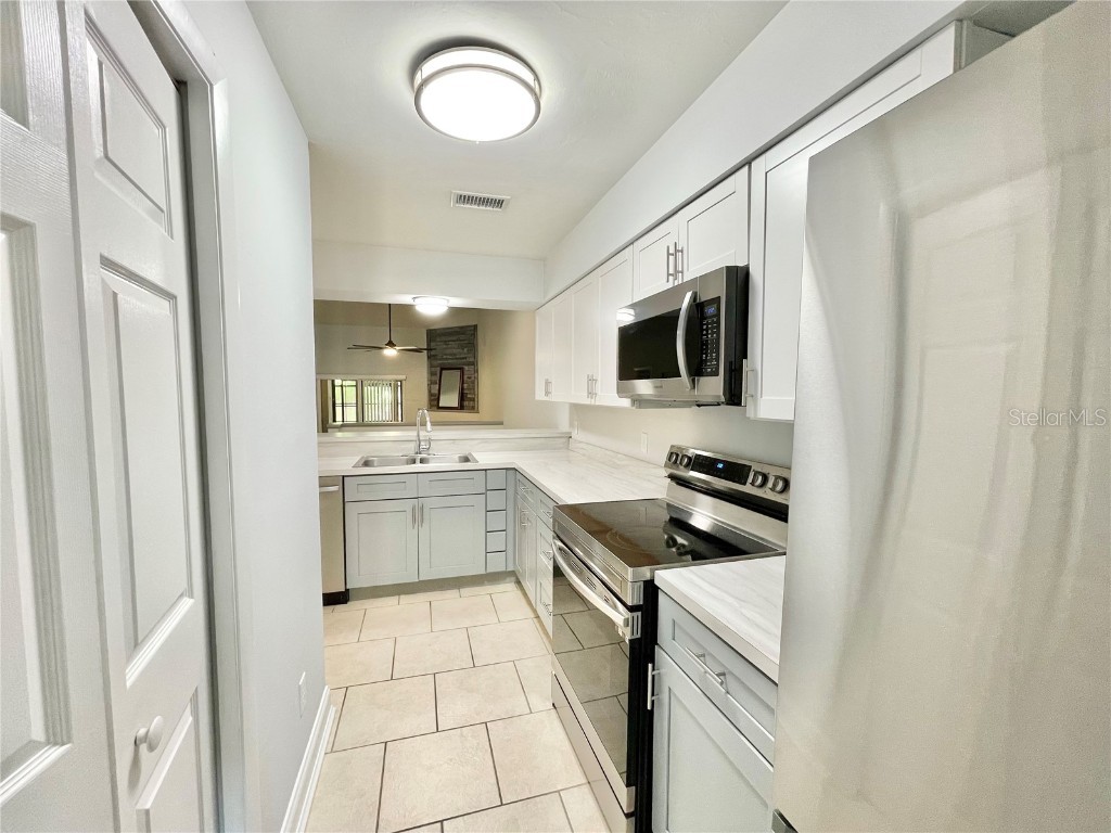 2820 NW 39th Terrace Gainesville FL 32606 GC527799 image8