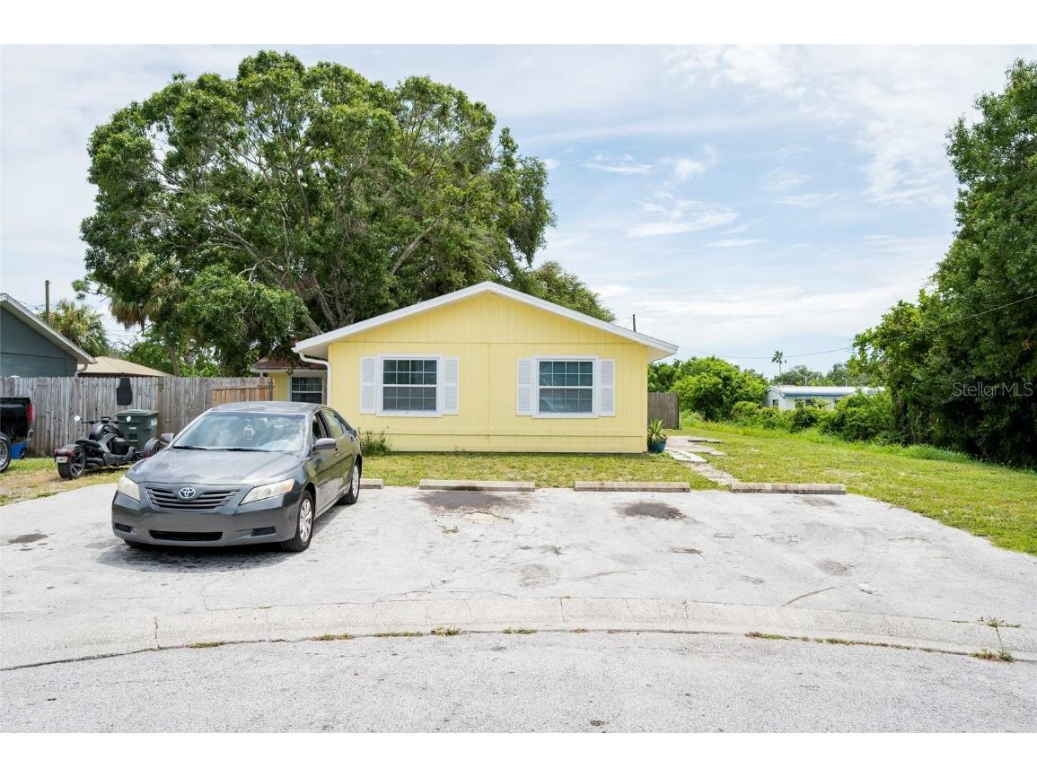 2820 Oaklawn Avenue Largo FL 33771 TB8414979 image1