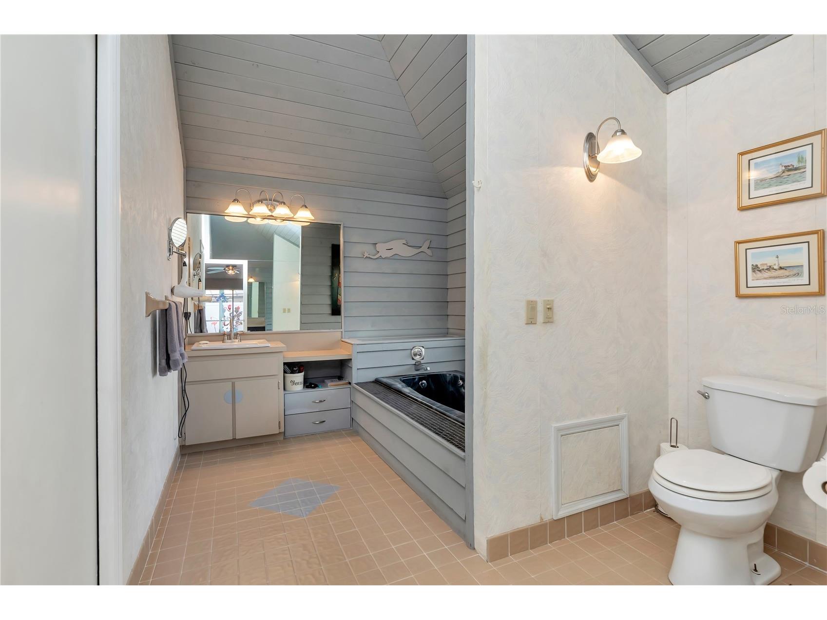 2820 Valencia Lane W Palm Harbor FL 34684 TB8502486 image16