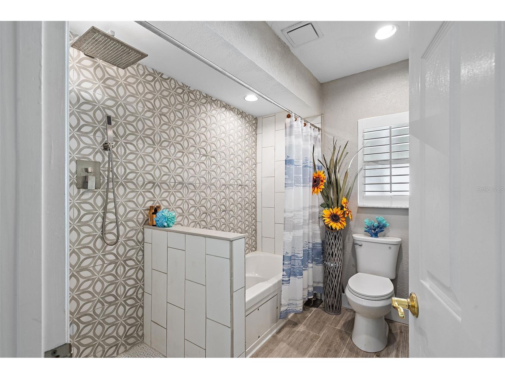 2820 Whitney Road Clearwater FL 33760 TB8396494 image25