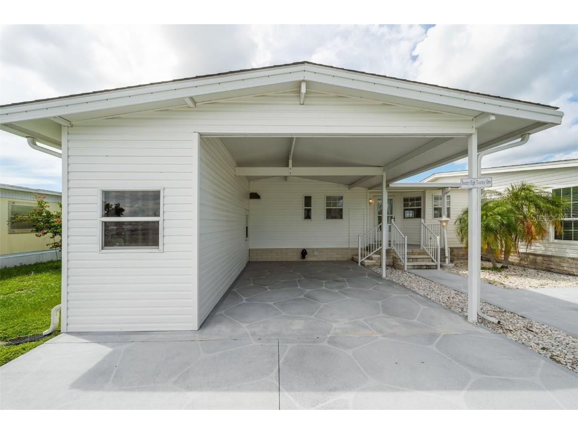 2821 Kiskadee Drive Englewood FL 34224 C7498476 image1