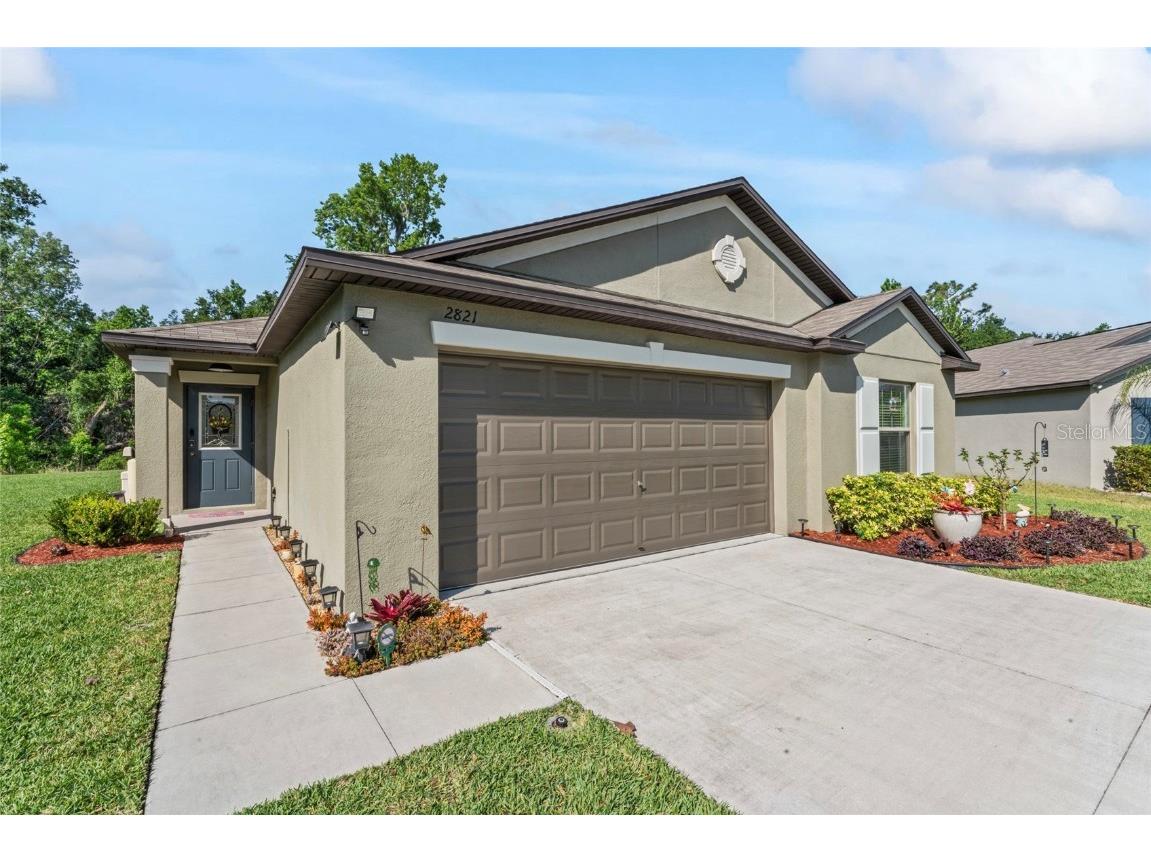 2821 Lytton Hall Drive Zephyrhills FL 33540 TB8375371 image1