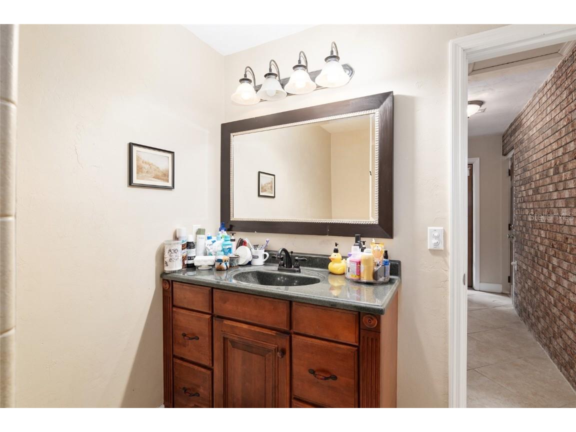 2821 NW 12th Place Gainesville FL 32605 GC535465 image49