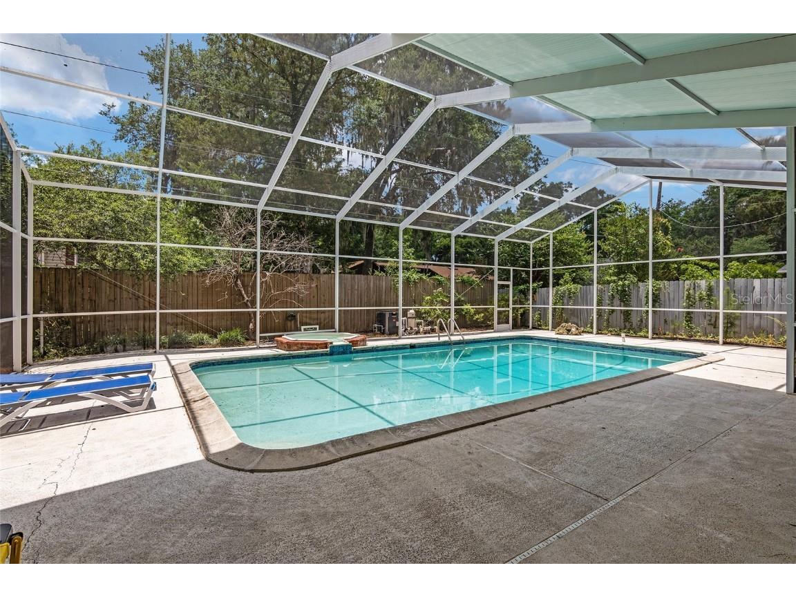 2821 NW 12th Place Gainesville FL 32605 GC535465 image54