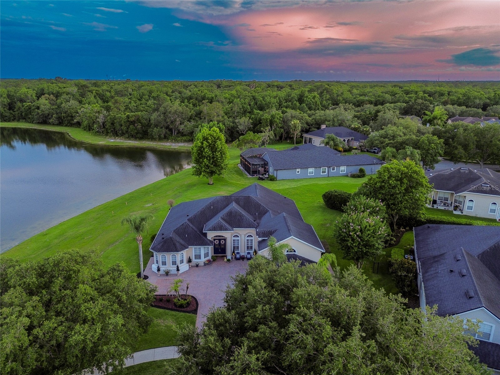 2821 Rustic Oak Place Oviedo FL 32766 - COMMUNITY POND O6410081 image83