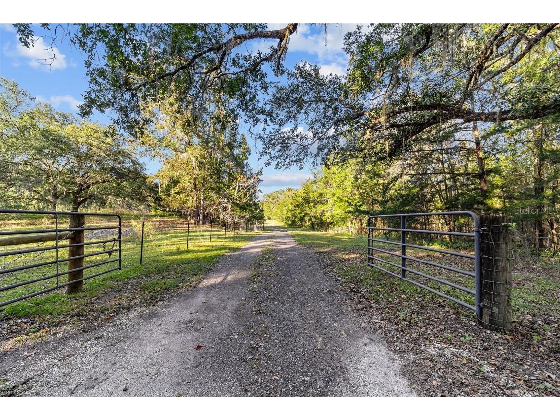 2821 SE 80th Street Ocala FL 34480 OM693692 image4