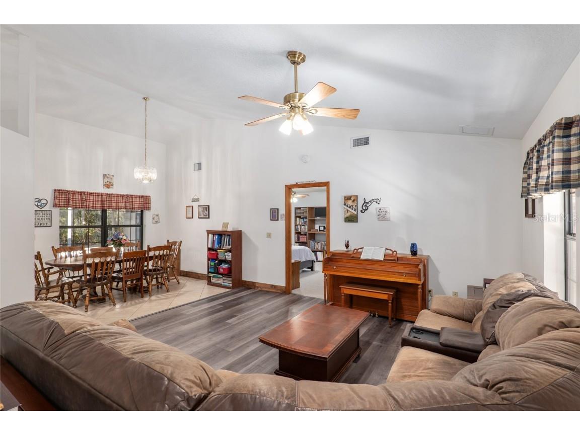 2821 SE 80th Street Ocala FL 34480 OM693692 image40