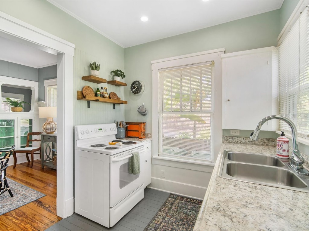 2822 4th Avenue W Bradenton FL 34205 A4668935 image9