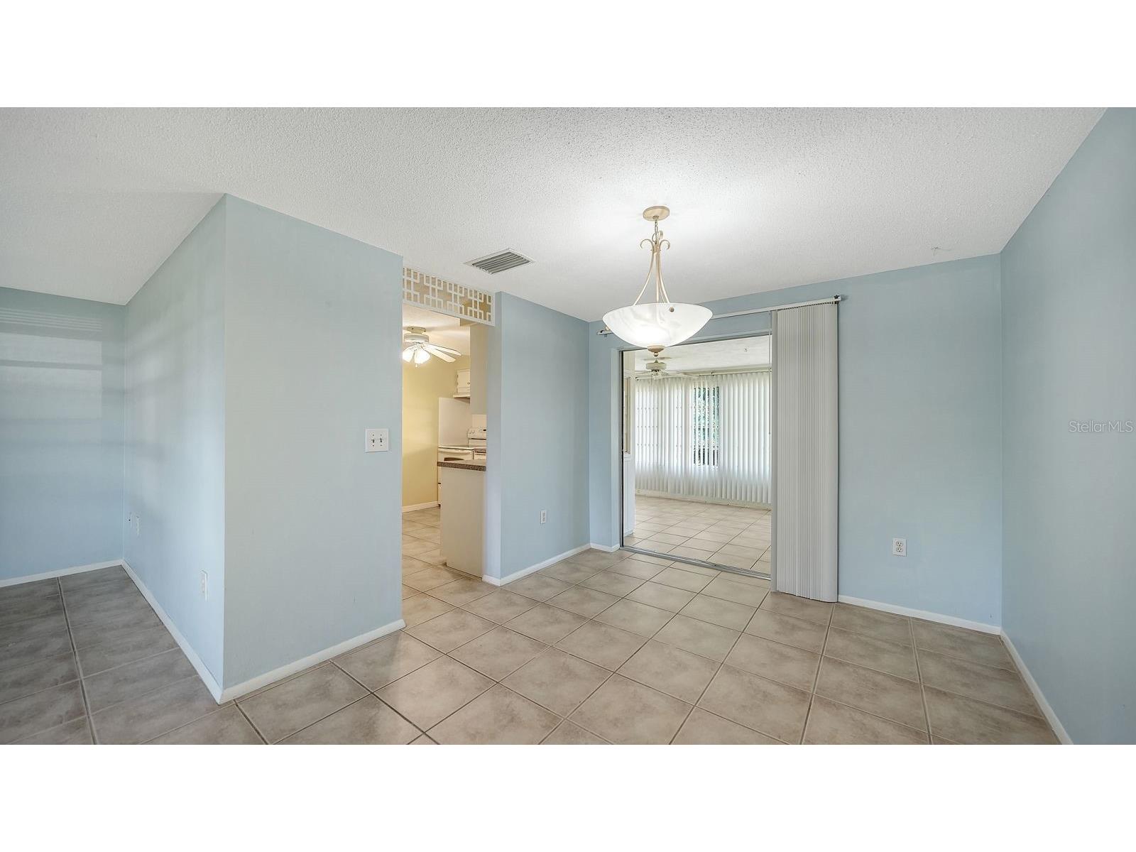 2822 Safe Harbor Circle Sarasota FL 34231 A4694591 image16