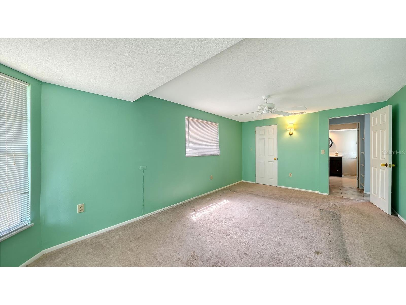 2822 Safe Harbor Circle Sarasota FL 34231 A4694591 image30