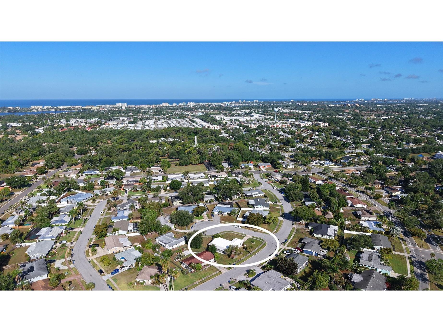 2822 Safe Harbor Circle Sarasota FL 34231 A4694591 image40