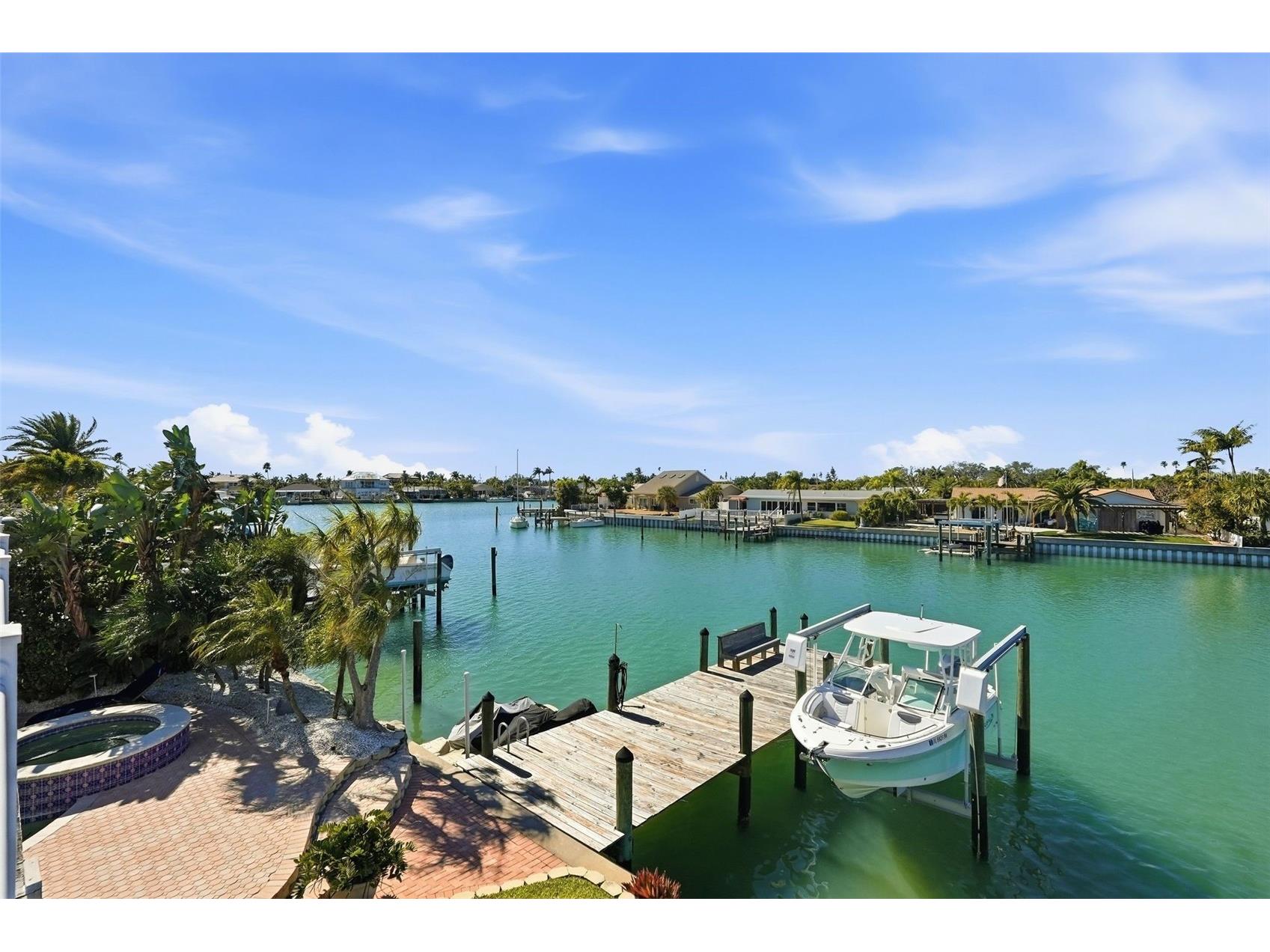 2822 W Vina Del Mar Boulevard Saint Pete Beach FL 33706 TB8477064 image3