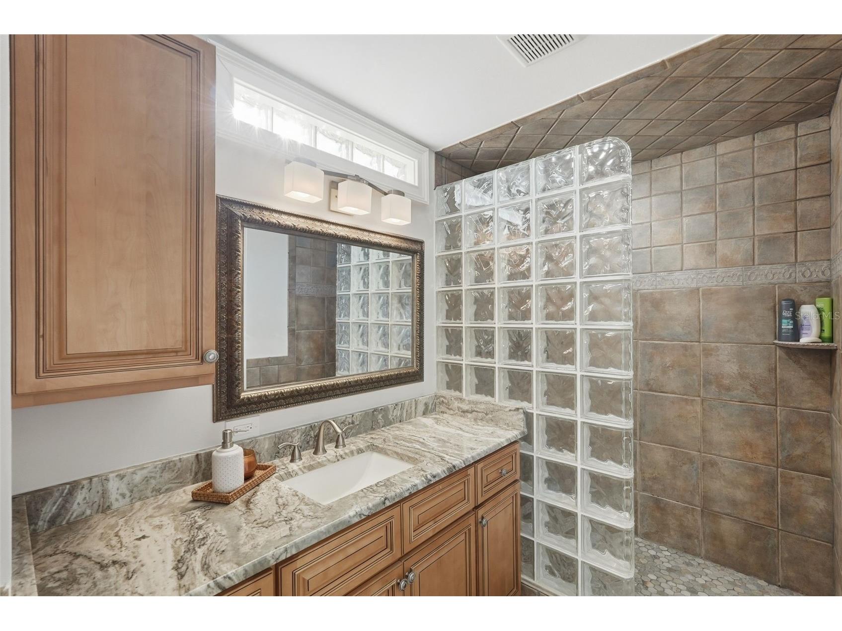 2822 W Vina Del Mar Boulevard Saint Pete Beach FL 33706 TB8477064 image33