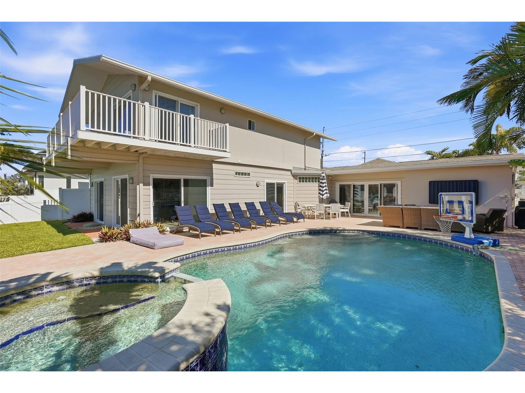2822 W Vina Del Mar Boulevard Saint Pete Beach FL 33706 TB8477064 image39