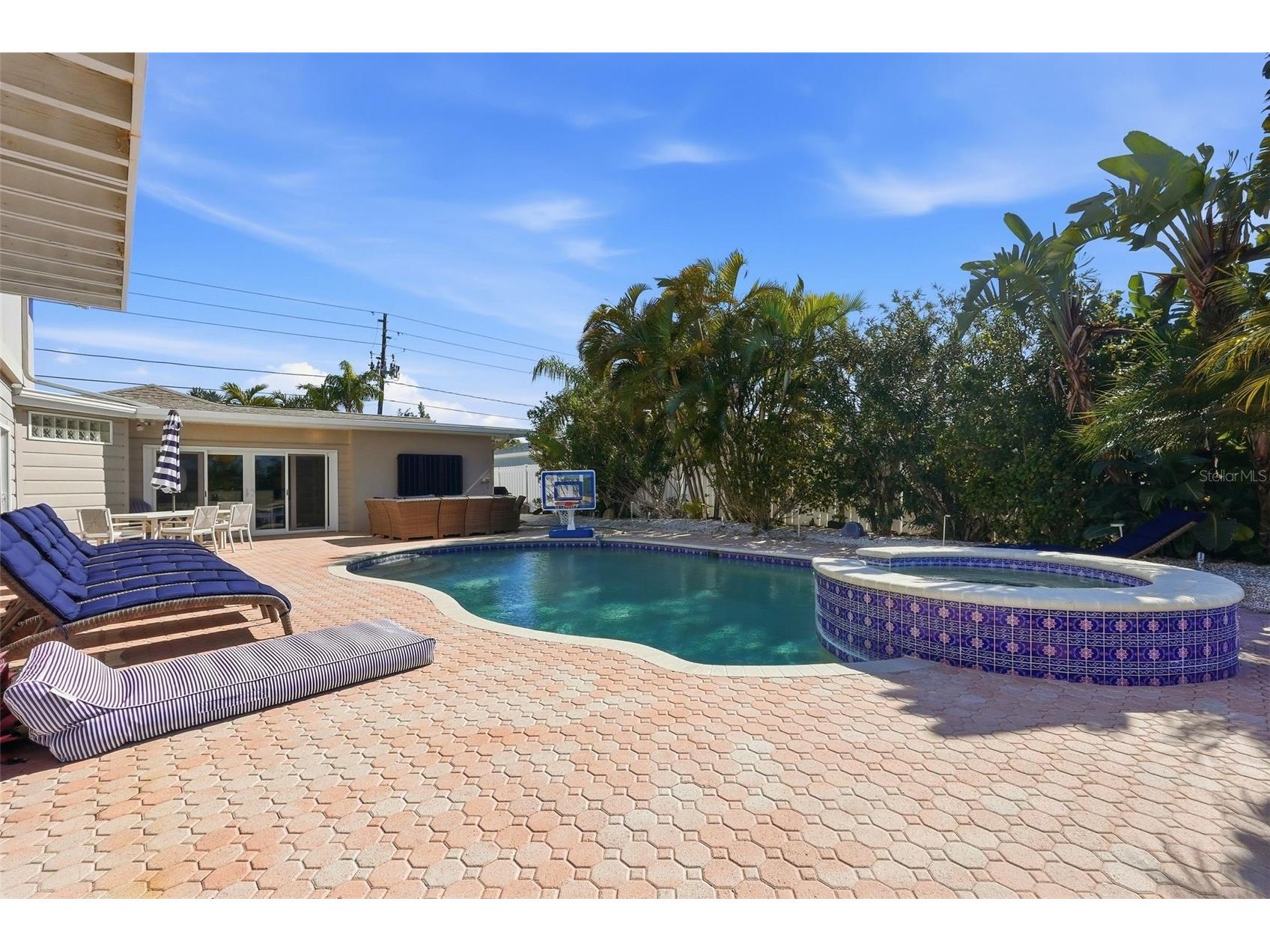 2822 W Vina Del Mar Boulevard Saint Pete Beach FL 33706 TB8477064 image42