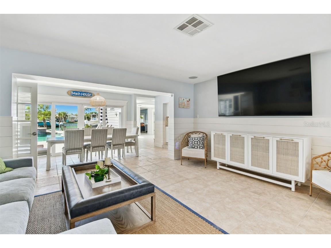 2822 W Vina Del Mar Boulevard Saint Pete Beach FL 33706 U8236654 image10